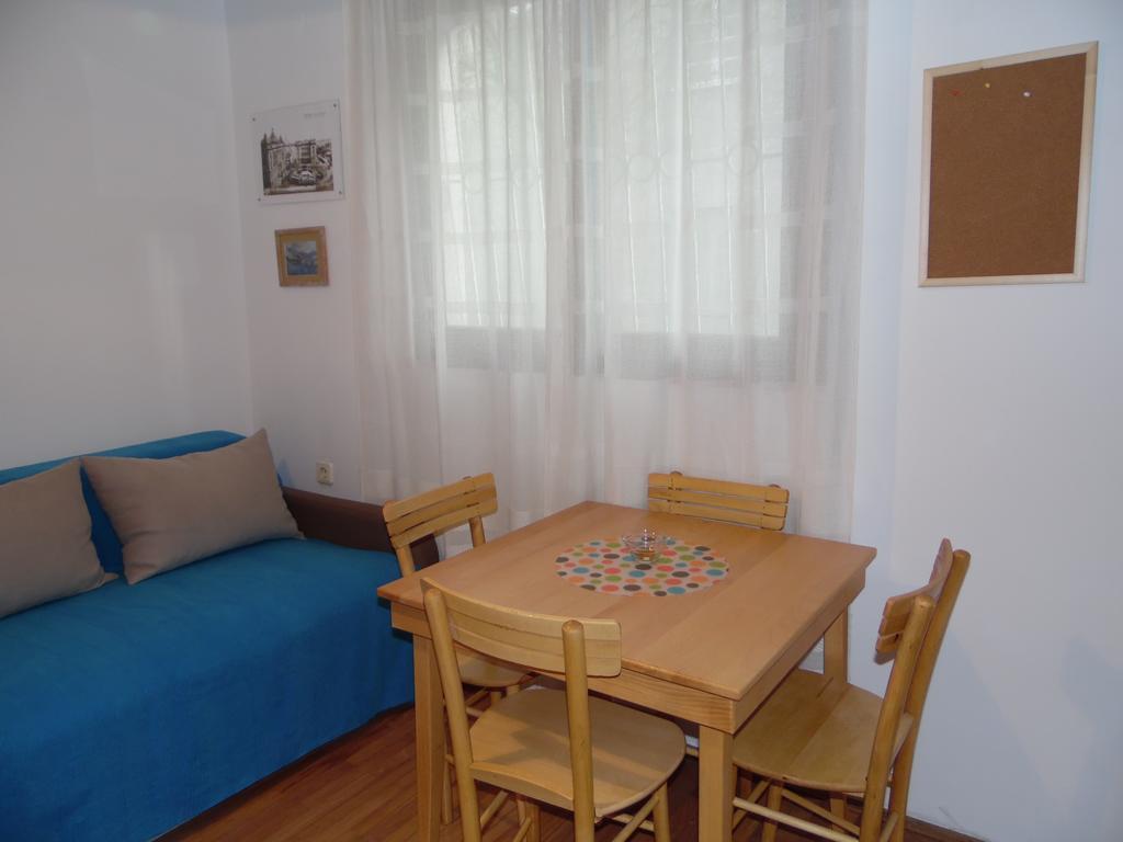 Apartment Vracar Βελιγράδι Δωμάτιο φωτογραφία